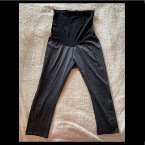 Cropped Maternity Leggings